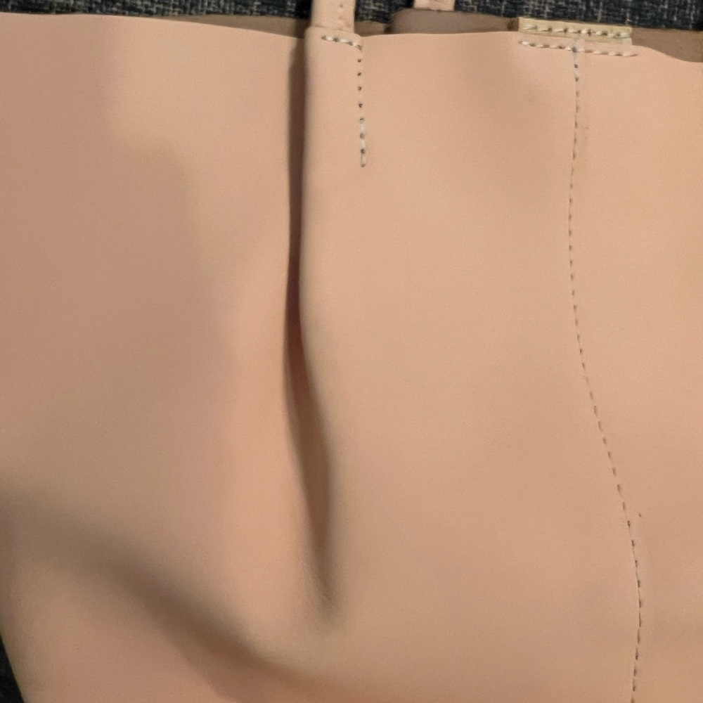 Portland Leather Goods Beige Tote Bag - Chic Everyday Shoulder Bag - Picture 3 of 12